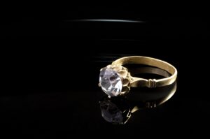 accessory, ring, diamond, decoration, design, fashion, gift, imitation jewelry, jewel, jewelry, reflection, close up